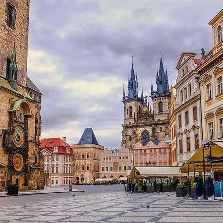 Апартаменты Quiet With Balcony Charles Bridge *
